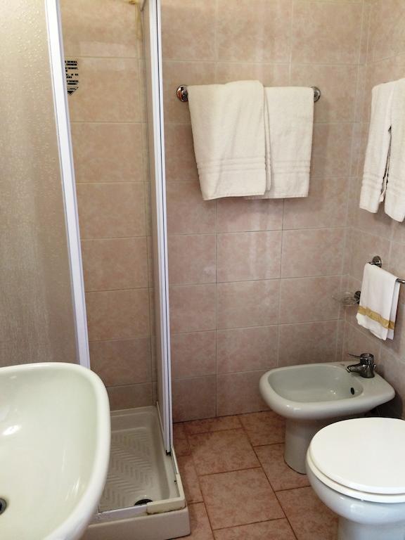 Hotel Eden Сан Ремо Стая снимка
